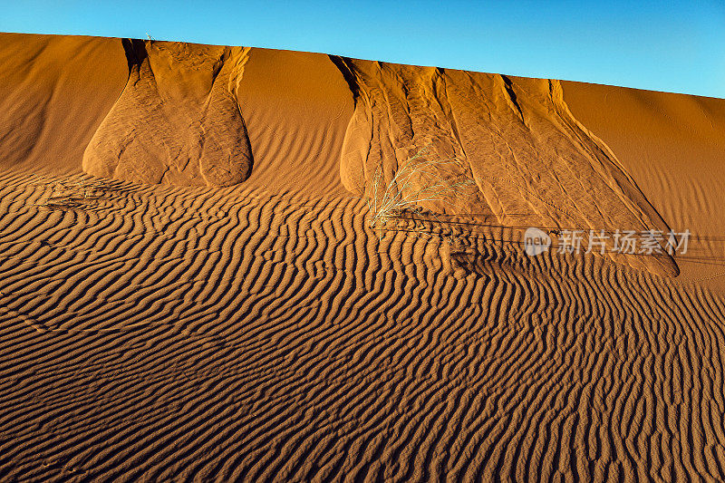 沙子和Erg Chebbi沙漠，Merzouga，摩洛哥，北非